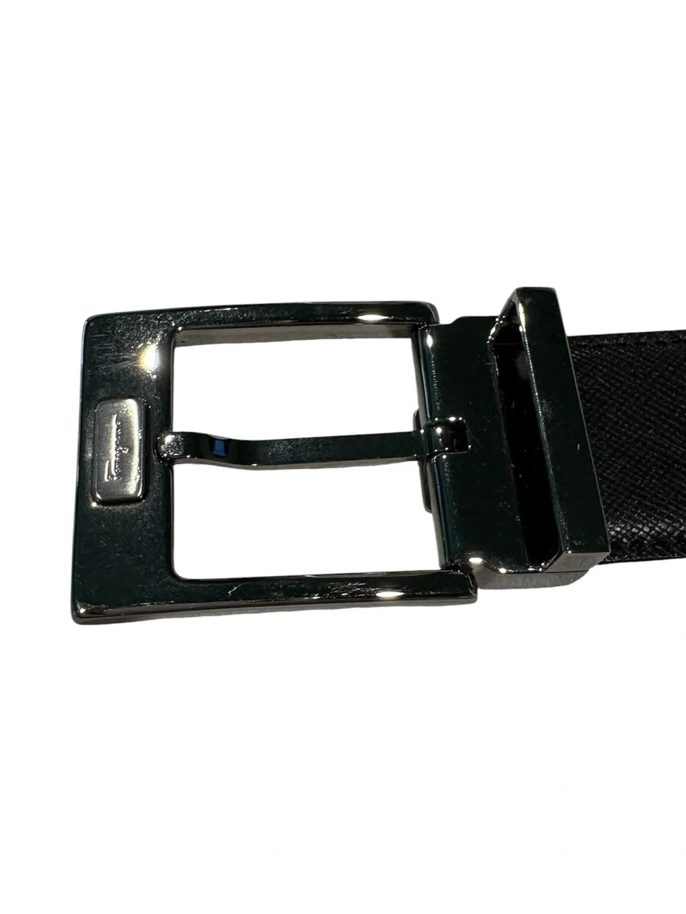 Salvatore Ferragamo - Men's Leather Belt. Black. Size 40